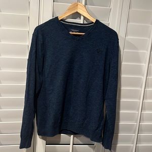 American Eagle V Neck Sweater